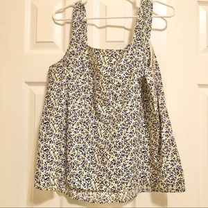 • Gap Tank Top •